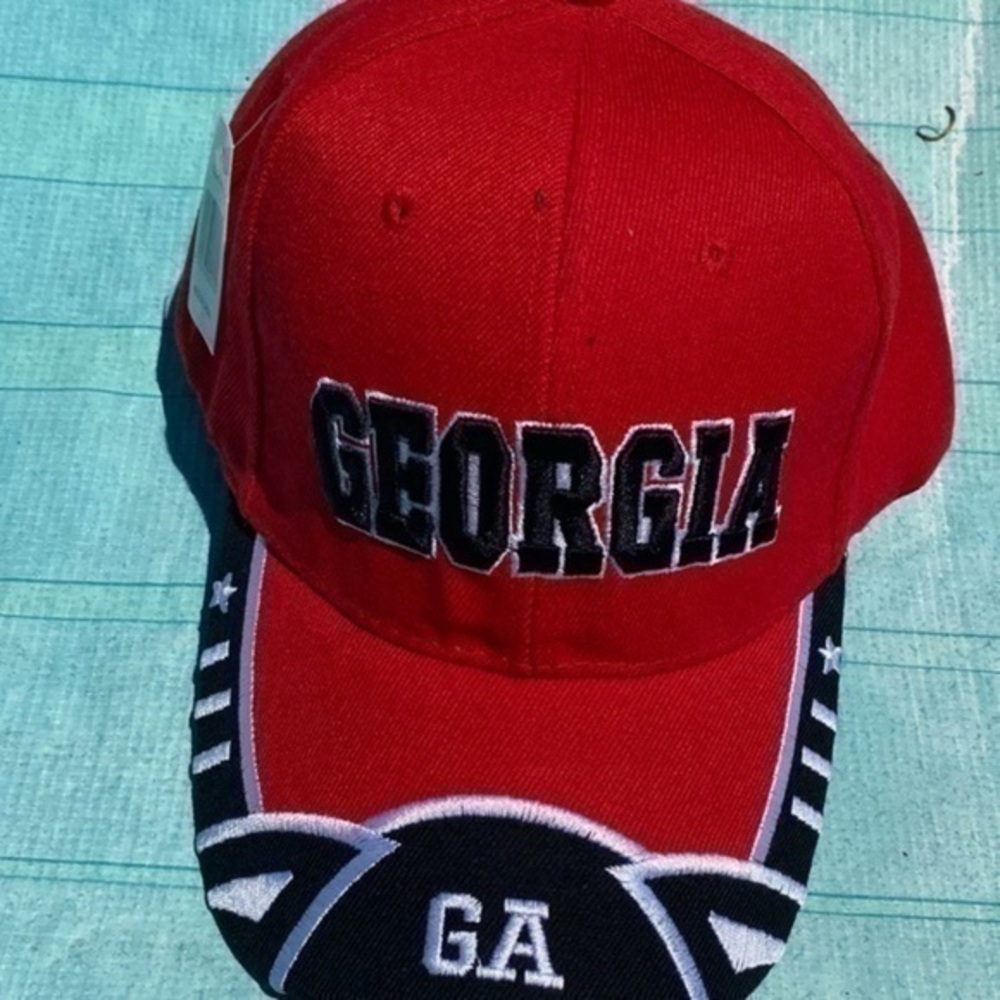 GEORGIA BULLDOG RED/BLACK/WHITE CAP HAT NWT